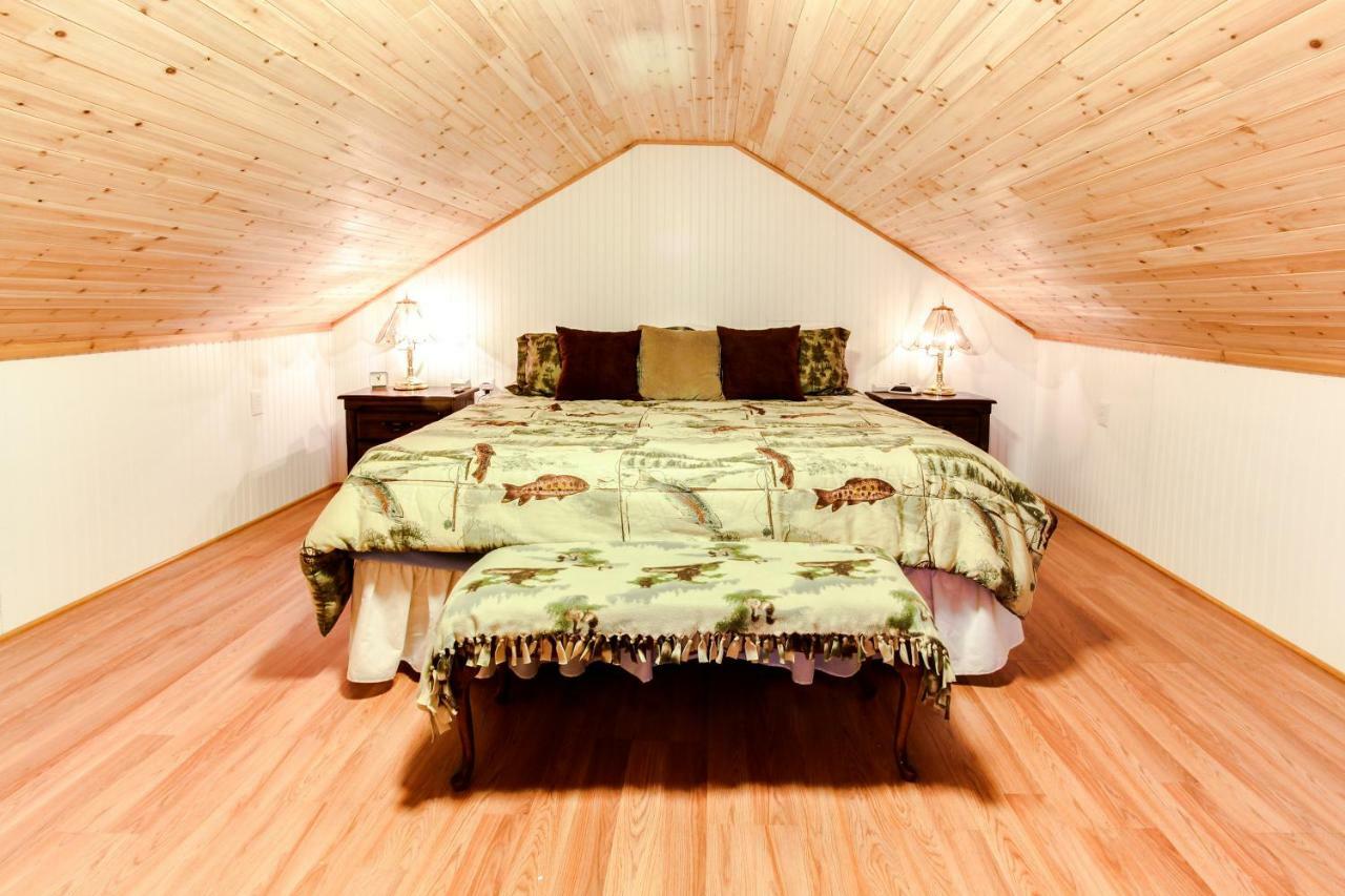 Scenic Bay Float Home Hideaway Athol Ngoại thất bức ảnh