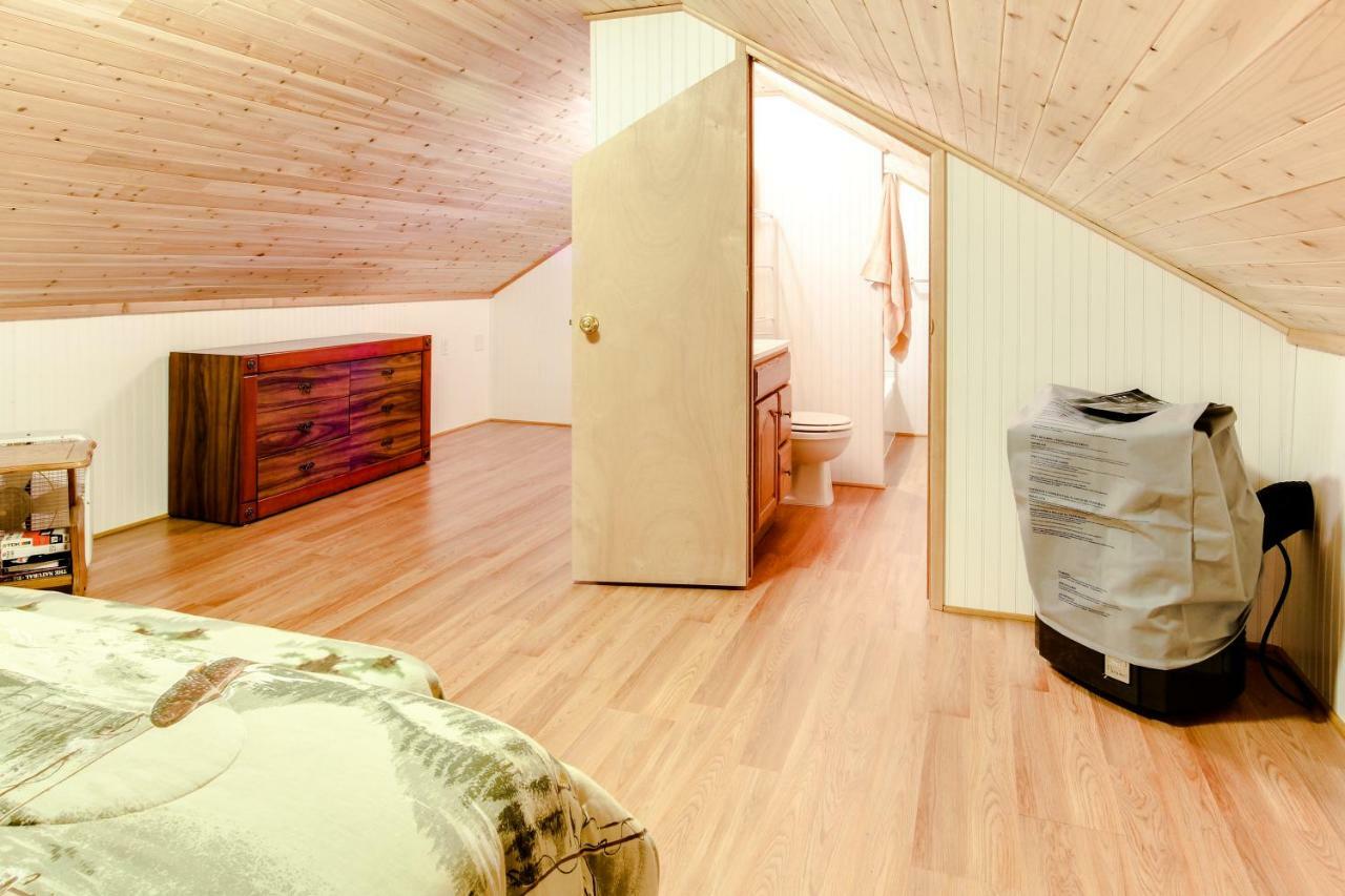 Scenic Bay Float Home Hideaway Athol Ngoại thất bức ảnh
